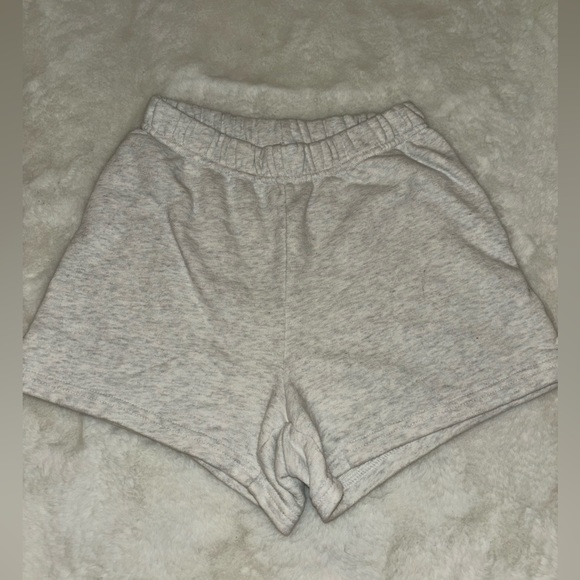 TNA AiryAF sweatshorts - Picture 3 of 4